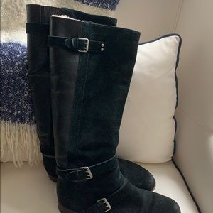 Ugg Black Suesde high boot